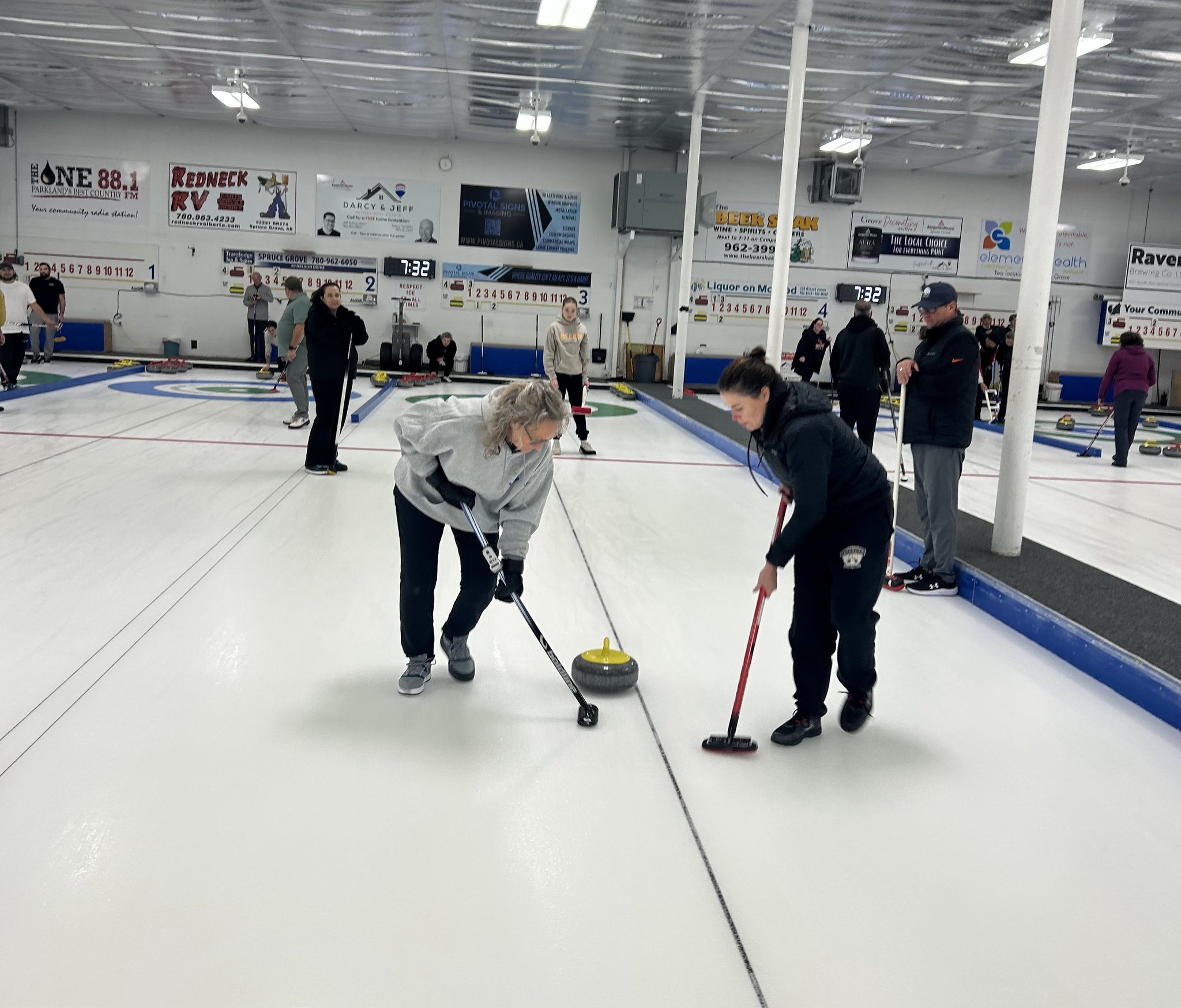 Ready to Hit the Ice? 2026-27 Registration Opens July 1st!